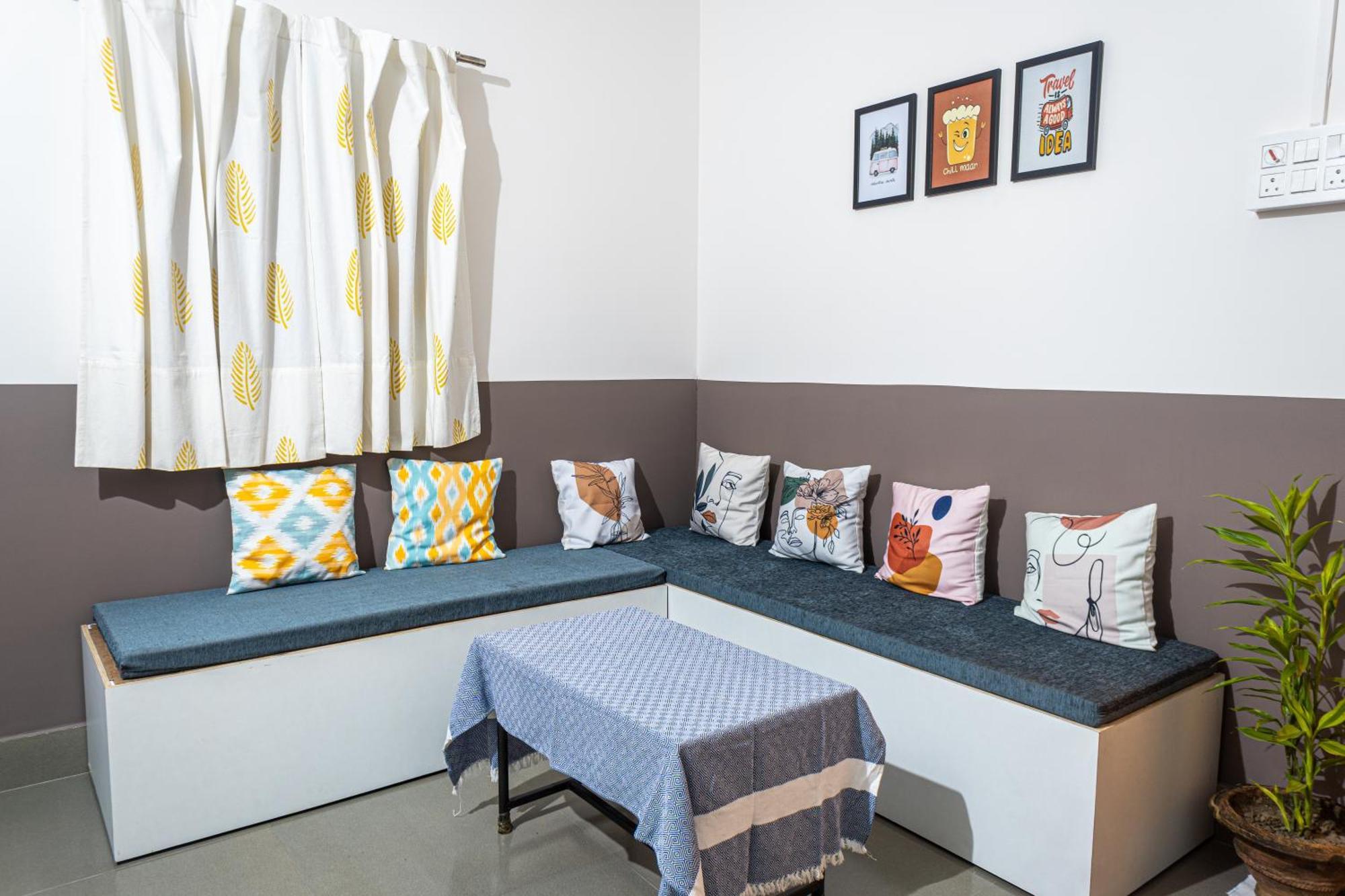 Mulaqat Homestay Siliguri Luaran gambar